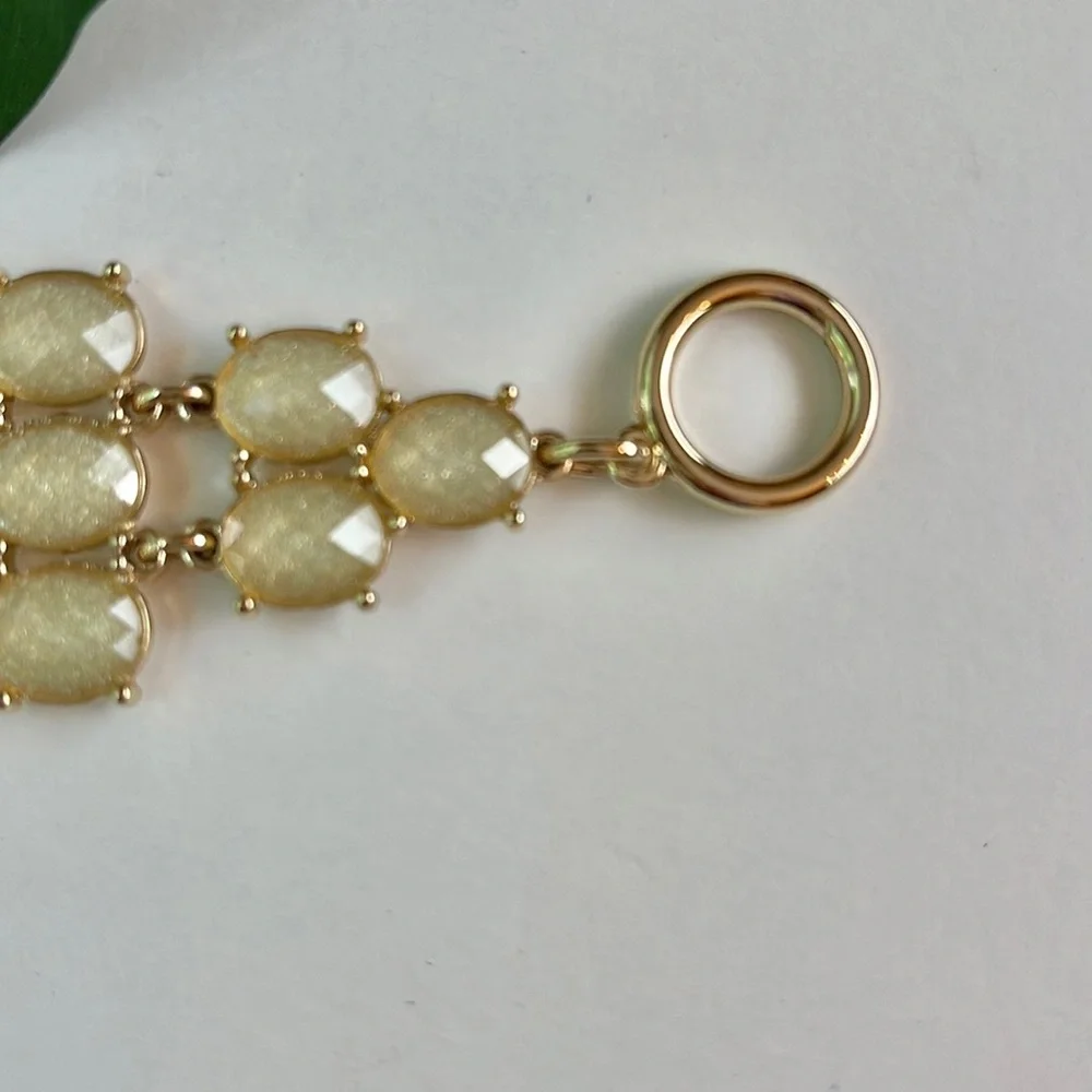 WHBM STONE TOGGLE BRACELET